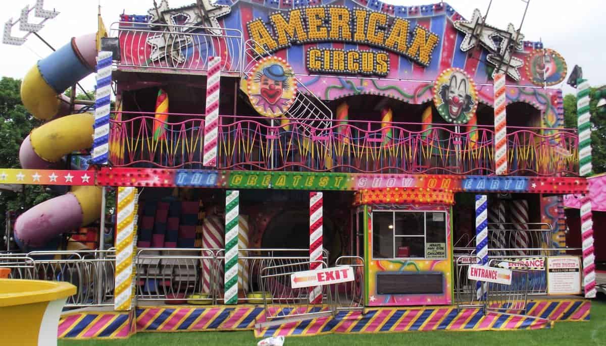 photo of Edward Furbough's American Circus fun house at Walls Show