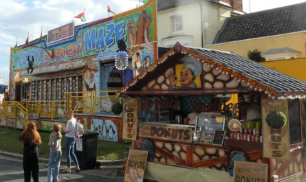 photo of Harrison Harris’ mirror maze at the Charter Fair at Southwold