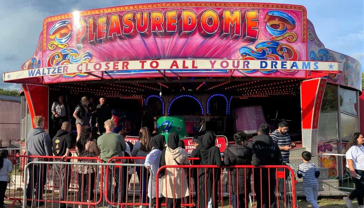 photo of Marshall Hill’s Pleasure Dome waltzer on a rare visit to Yorkshire.