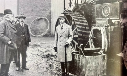 John Barker (bowler hat) with the then Duke of York, Queen Elizabeth II father, savages works, kings Lynn, 1921, photographed by Barker & Thurston’s Burrell engine ‘John Bull’
