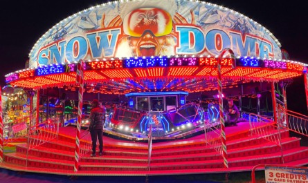 The Matthews family's Snow Dome waltzer was no stranger to the area having spent much of the summer at Great Yarmouth Pleasure Beach in its usual Waltzer 360 guise.