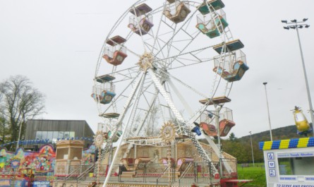 Michael Mulhearn's impressive looking Ferris wheel on a first visit to Blackburn Charity Bonfire.