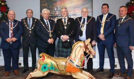 Scottish Section Chairman Alex James Colquhoun (centre), with Guild guests Scotty Greatrex (Western Section), Donald Gray (National Sergeant-at-Arms), John Thurston (President), Keith Carroll (Senior Vice President), Phillip Cooper (Northern Section Chairman) and Frankie Harris (Eastern Section Chairman).