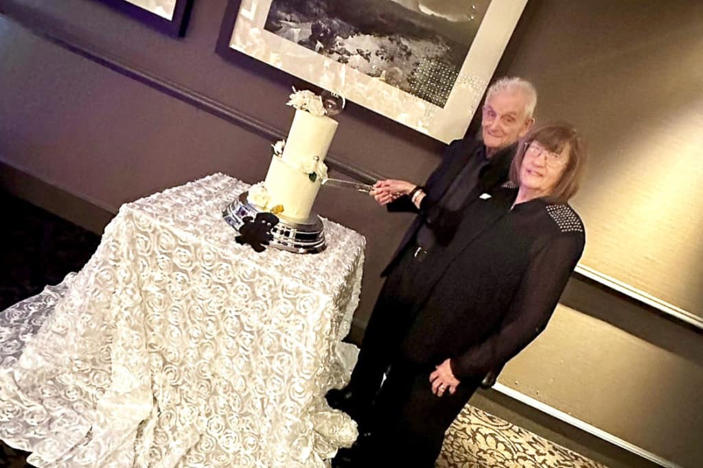 60 years after they married, Chic and Irene, now 87 and 82 respectively, cut the cake to celebrate their Diamond Wedding Anniversary.