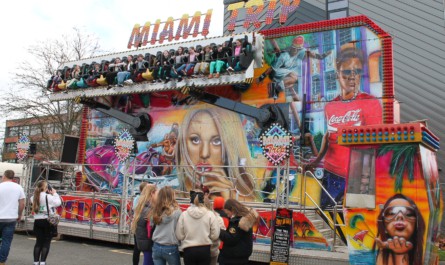 George Simons Jnr's Miami Trip Miami was riding well at Wrexham Spring Fair.