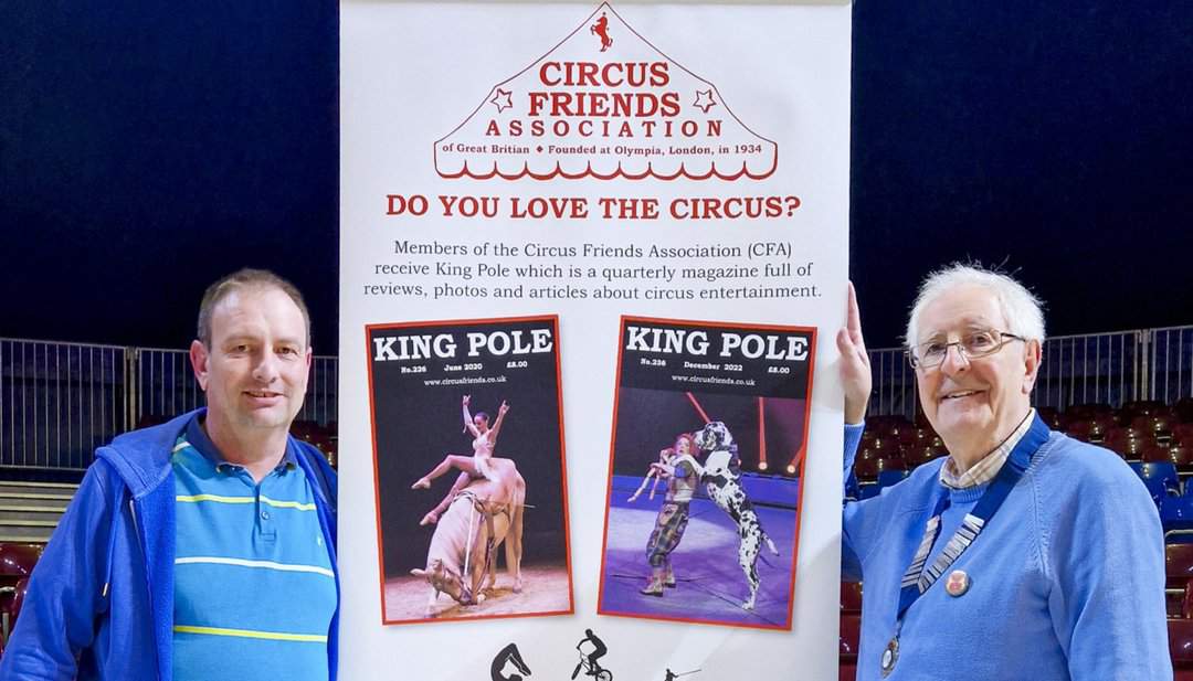 CFA Council Chairman Steve Chapman (left) and President Mark Twitchett (right) unveil the new banner at Zippo’s Circus rally. Photo: Cathy Cooper